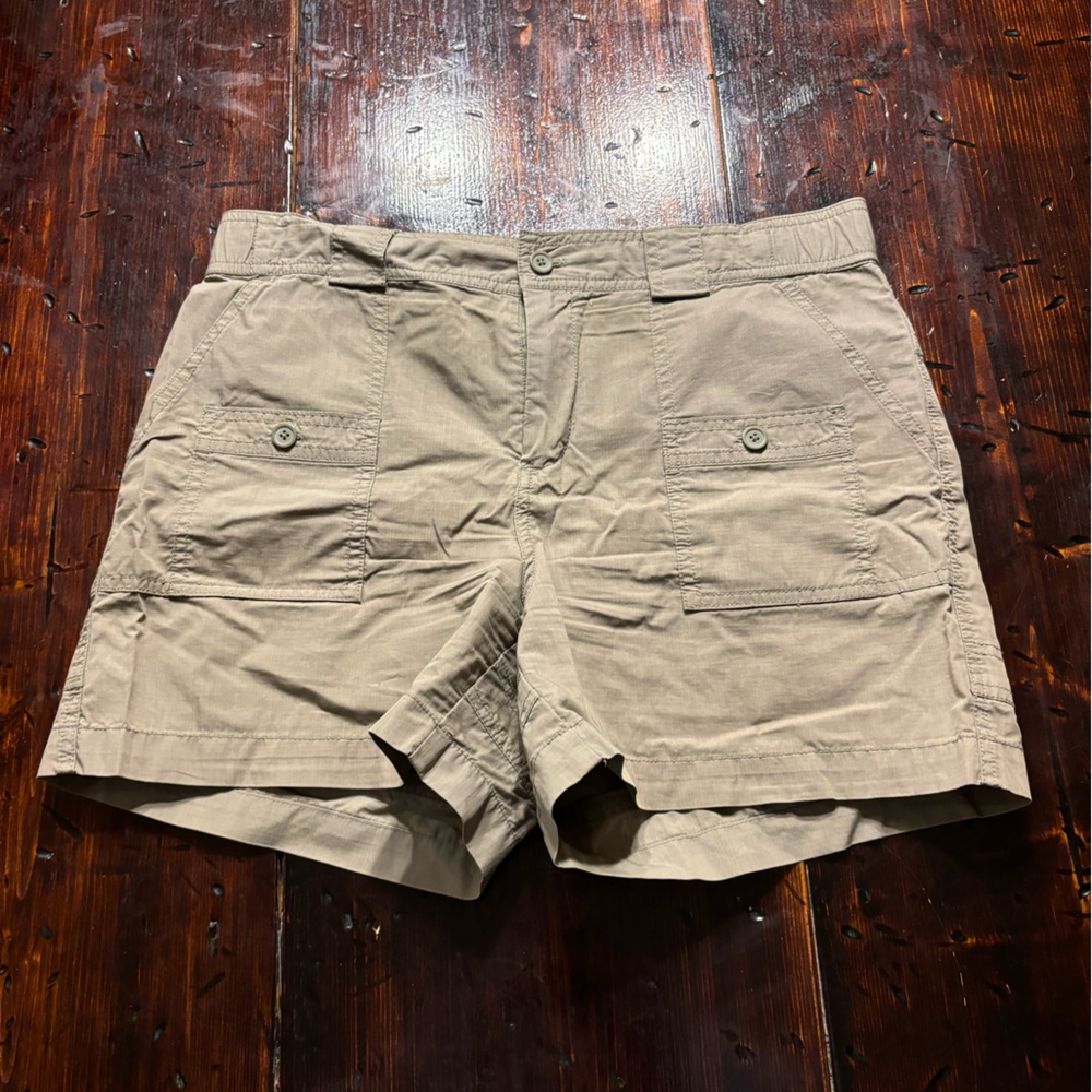 GAP Casual Tan Cargo Shorts